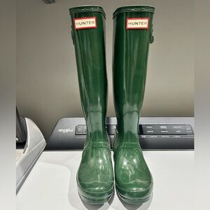 Hunter Dark Green Women's Rain Boots